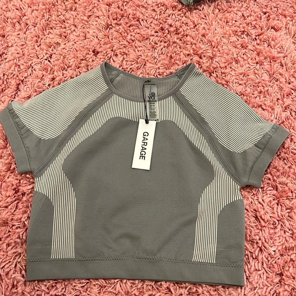 NWT workout top